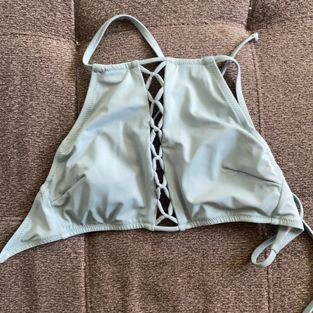 Bikini top